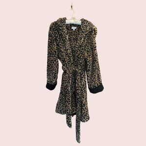 Leopard print robe